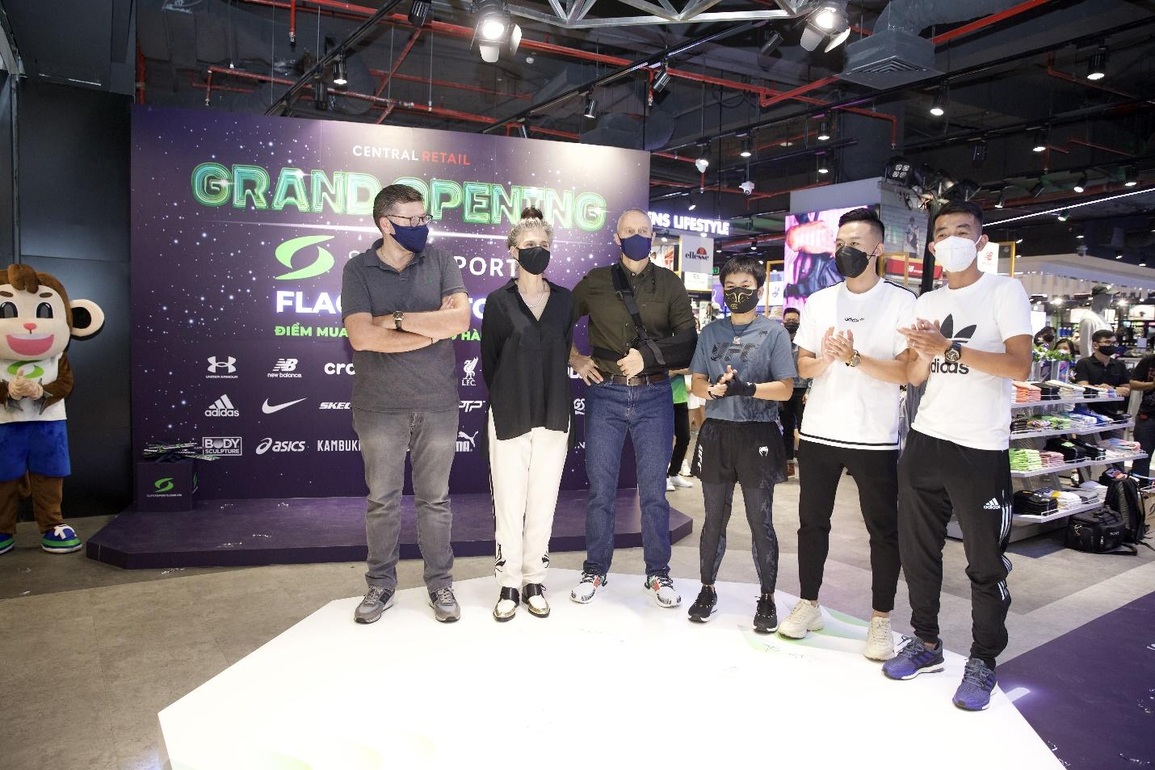 Supersports Việt Nam khai trương cửa hàng lớn nhất hệ thống tại TTTM Crescent Mall - 1 Supersports Việt Nam khai trương cửa hàng lớn nhất hệ thống tại TTTM Crescent Mall - 1