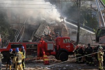 Nga tập kích loạt tên lửa rung chuyển Kiev