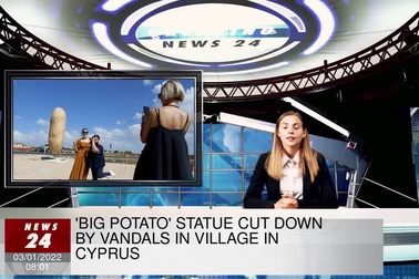 Tượng hình khoai tây khổng lồ gây liên tưởng tới "phần nhạy cảm" bị phá