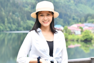 Tiến sĩ tâm lý nói về động tác “kéo rèm” trong vụ cô giáo bị quật ngã