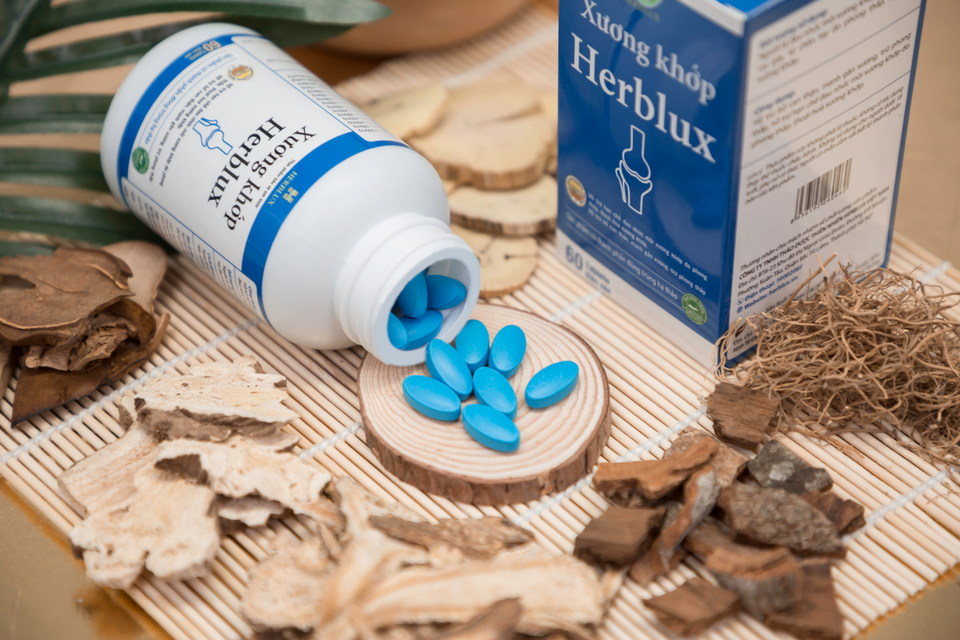 TPBVSK xương khớp Herblux: Giải pháp mới cho người thoái hóa khớp lâu năm - 4 TPBVSK xương khớp Herblux: Giải pháp mới cho người thoái hóa khớp lâu năm - 4