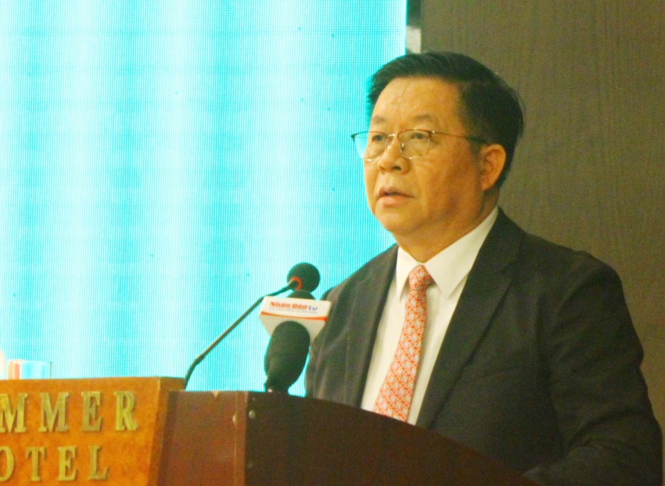 Học tập và làm theo Bác phải trở thành công việc thường xuyên - 3 Học tập và làm theo Bác phải trở thành công việc thường xuyên - 3