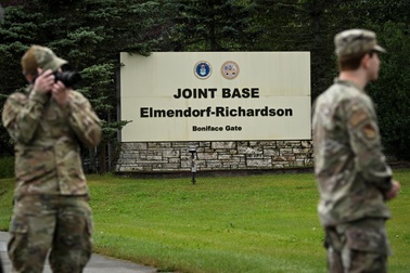 Alaska thành pháo đài an ninh, F-22 và Su-57 có thể cùng xuất hiện