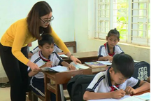 Những cô giáo trẻ gieo yêu thương giữa núi rừng