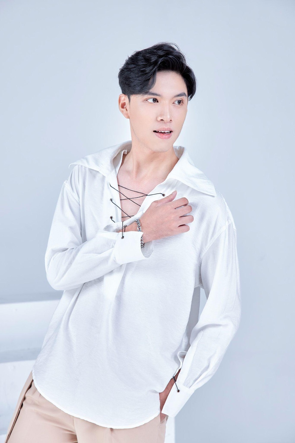Nam Vương Trương Bảo Long: Không cho phép mình được buông thả - 1 Nam Vương Trương Bảo Long: Không cho phép mình được buông thả - 1