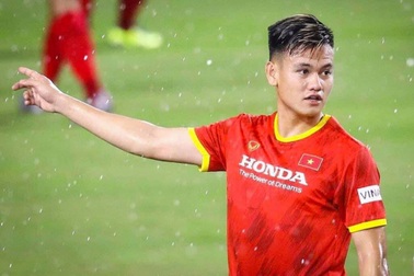 Ai sẽ đá hậu vệ phải ở tuyển Việt Nam nếu Vũ Văn Thanh chấn thương?