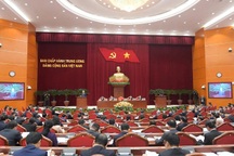 Nghiên cứu sắp xếp lại các tổ chức chính trị - xã hội và hội quần chúng