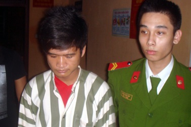 Khởi tố đối tượng đột nhập phòng trọ, giết người yêu lúc nửa đêm