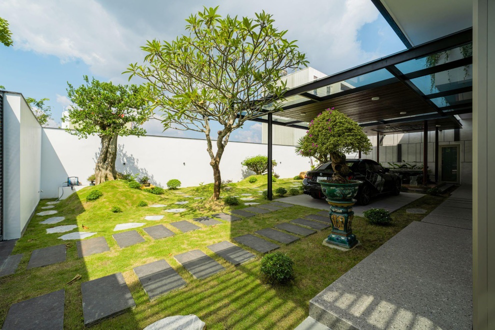Ngôi nhà với nhiều không gian xanh cho con trẻ tự do nô đùa - 4