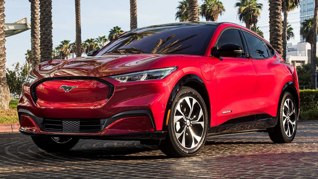 Xe điện Ford Mustang Mach-E bị triệu hồi do lỗi cụm đèn trước - 1 Xe điện Ford Mustang Mach-E bị triệu hồi do lỗi cụm đèn trước - 1