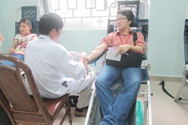 Người bác sĩ trẻ không dừng lại ở 27 lần hiến máu