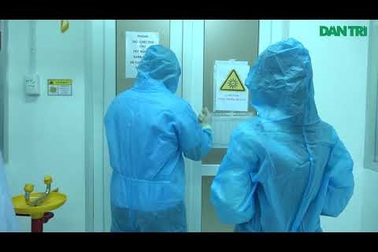 Bên trong công xưởng tìm Covid-19