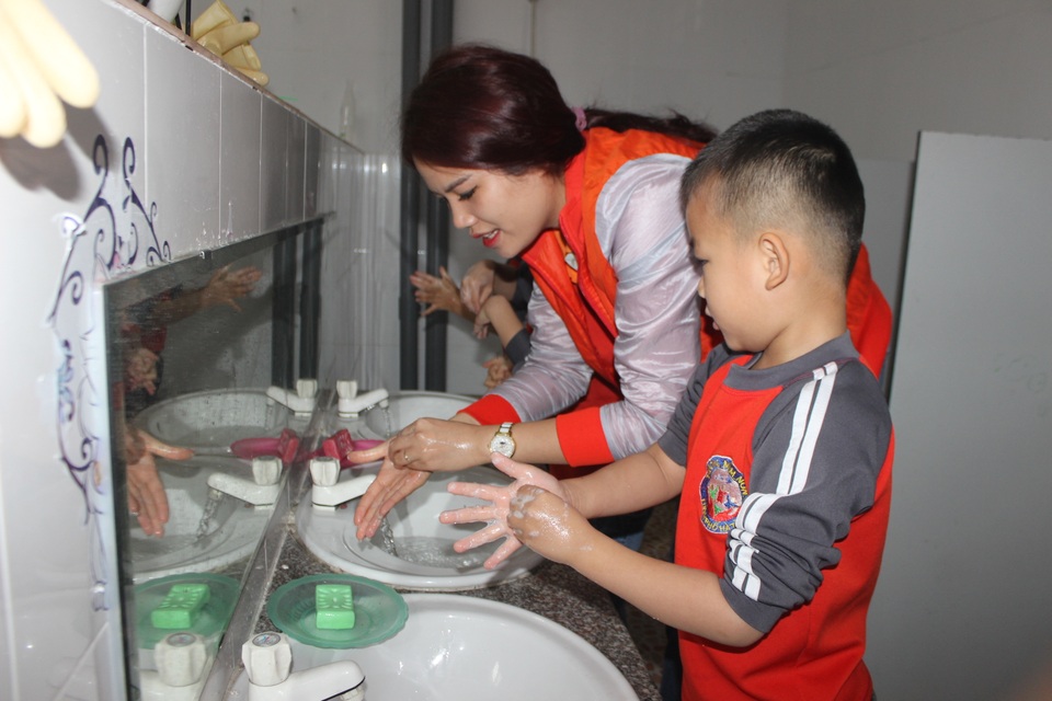 Hà Tĩnh: Hơn 700 trường học vẫn tổ chức dạy học bình thường - 6 Hà Tĩnh: Hơn 700 trường học vẫn tổ chức dạy học bình thường - 6
