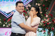 Nữ họa sĩ U30 chưa từng yêu ai, vừa tìm thấy "chân ái" đã vội vã muốn ôm