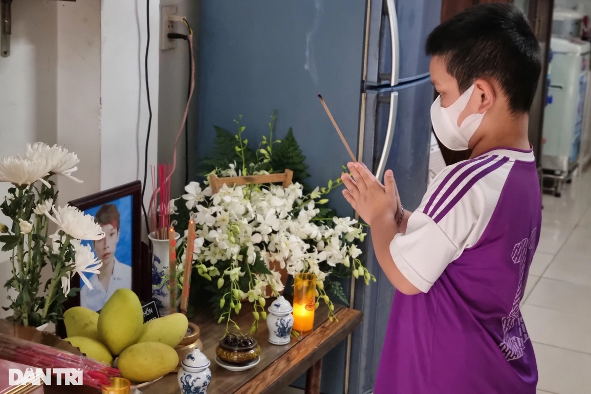 Chồng mất đột ngột vì Covid-19, vợ trẻ chết đứng, 2 con thơ ngơ ngác - 2 Chồng mất đột ngột vì Covid-19, vợ trẻ chết đứng, 2 con thơ ngơ ngác - 2