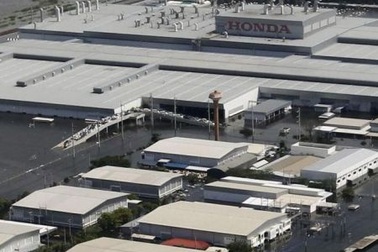 Honda cắt giảm sản xuất ở nhiều nước