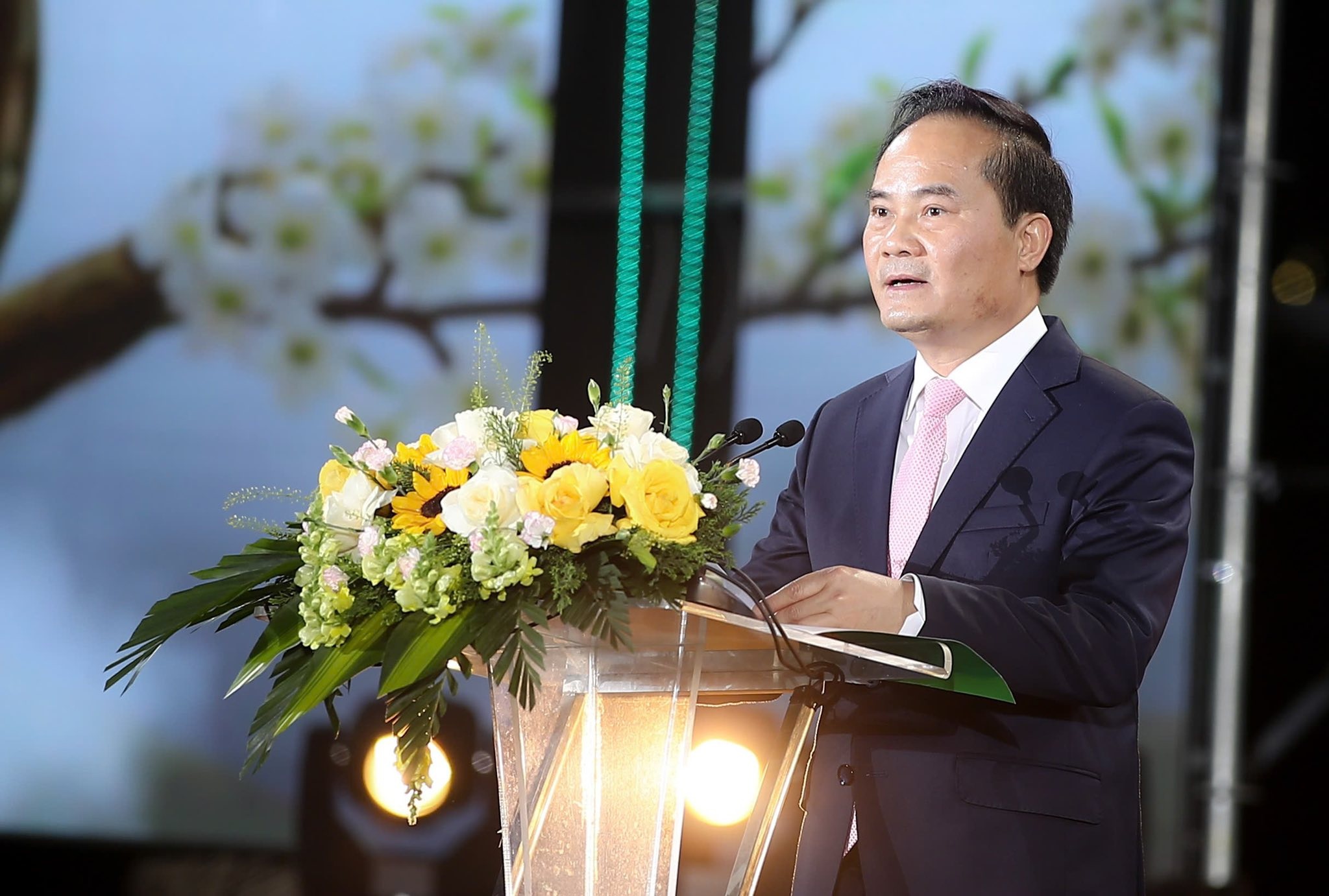 Khai mạc Năm Du lịch tỉnh Tuyên Quang 2025 với nhiều điểm đến hấp dẫn - 1