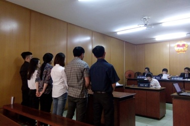 Nữ giám đốc kiếm bạc tỉ nhờ chiêu trò tình cảm