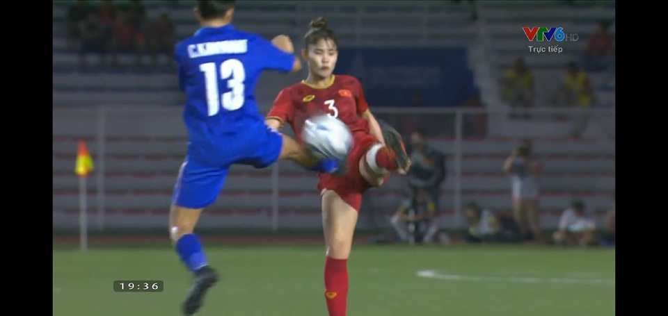 Những hình ảnh đầy ý nghĩa được dân mạng chia sẻ với đội bóng đá nữ Việt Nam - 10 Những hình ảnh đầy ý nghĩa được dân mạng chia sẻ với đội bóng đá nữ Việt Nam - 10