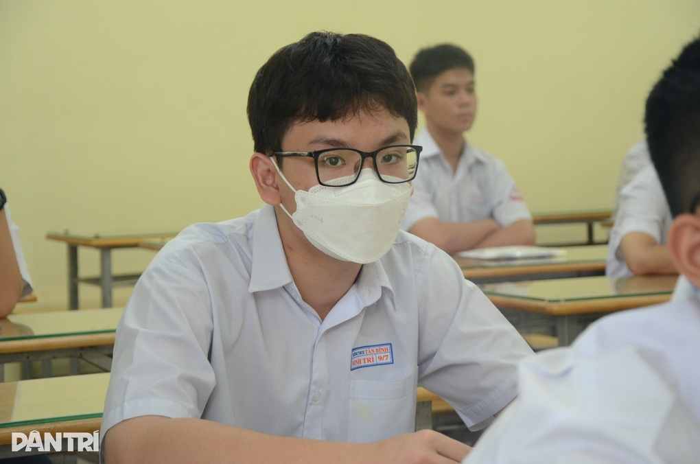Nóng chuyện đồng phục đầu năm, Sở GDĐT ban hành biện pháp rắn - 2 Nóng chuyện đồng phục đầu năm, Sở GDĐT ban hành biện pháp rắn - 2