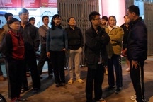 Hà Nội rung chuyển vì dư chấn động đất