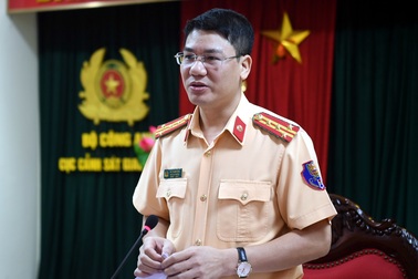 Cảnh sát giao thông bụng to sẽ không được ra đường làm nhiệm vụ?