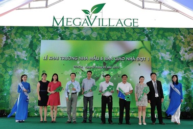 Mua nhà sang, rinh SH tại Mega Village