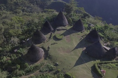 Ngắm làng Wae Rebo từ trên cao