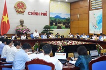 Thủ tướng “sốt ruột” với 5.719 giấy phép con