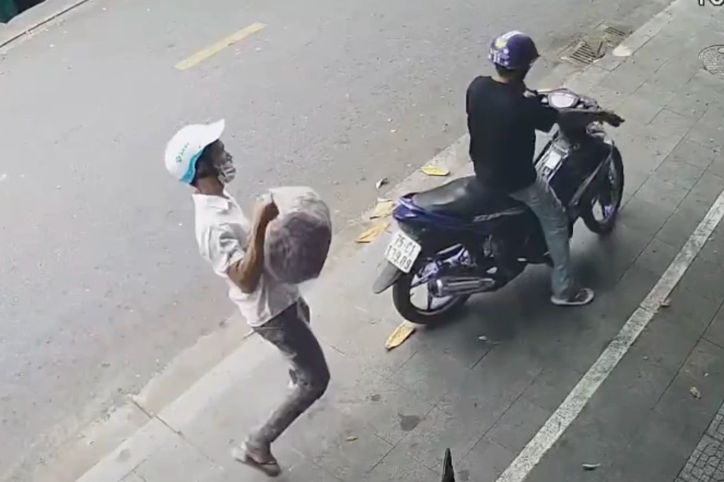 Vụ cuỗm 22kg thịt bò: Truy bắt đối tượng gây án - 1 Vụ cuỗm 22kg thịt bò: Truy bắt đối tượng gây án - 1