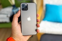 iPhone 11 Pro Max tràn lan thị trường dù đã thành "đồ cổ"