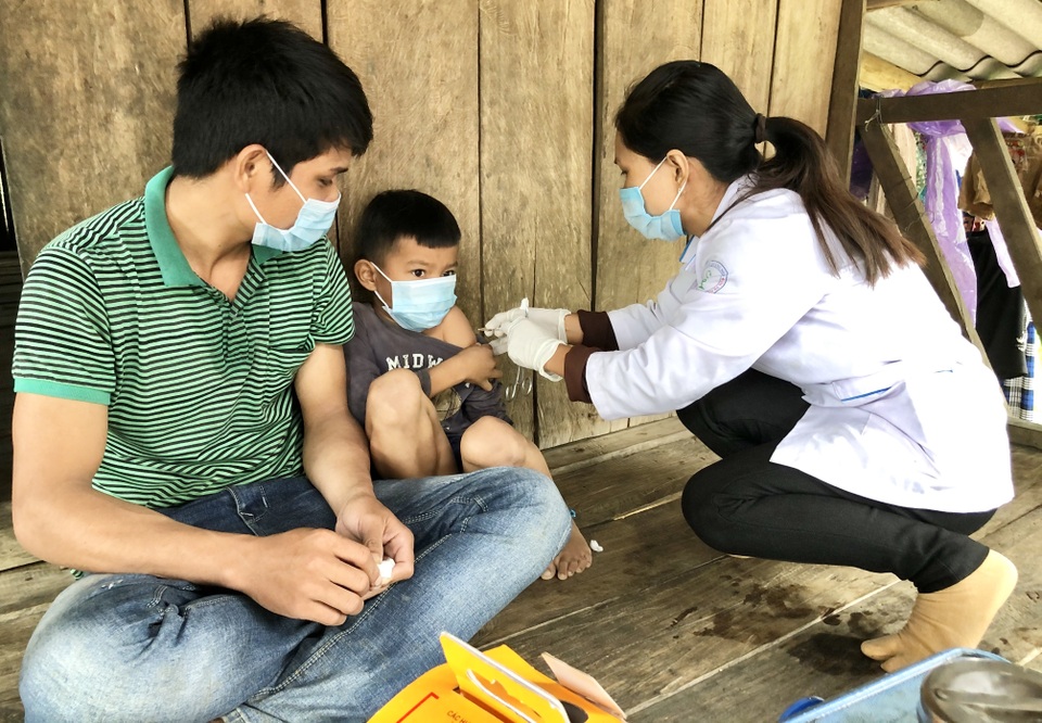 Quảng Ngãi: Hơn 400 học sinh nghỉ học phòng tránh bạch hầu - 2 Quảng Ngãi: Hơn 400 học sinh nghỉ học phòng tránh bạch hầu - 2