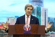 Cựu Ngoại trưởng Mỹ John Kerry sang Việt Nam thảo luận về kinh tế