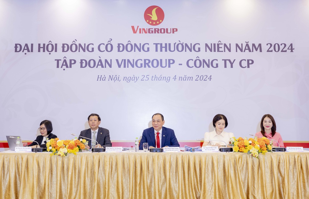 Ông Phạm Nhật Vượng: Sẽ sắp xếp tài sản của tôi cho VinFast 1 tỷ USD nữa - 1