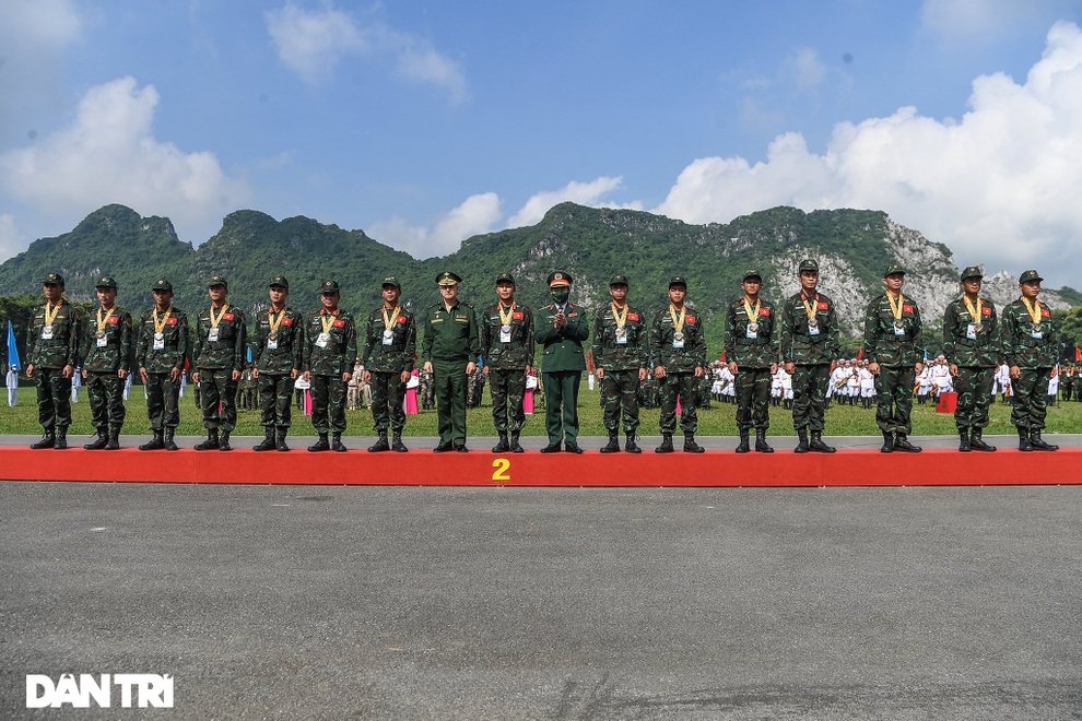 Việt Nam đoạt Huy chương Vàng Xạ thủ bắn tỉa tại Army Games 2021 - 9 Việt Nam đoạt Huy chương Vàng Xạ thủ bắn tỉa tại Army Games 2021 - 9