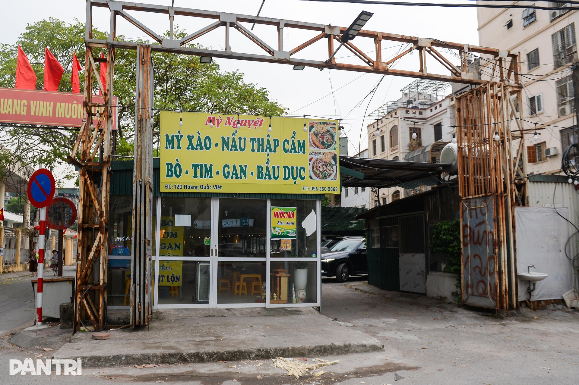 Hiện trạng hàng loạt khu đất vi phạm chuyển đổi mục đích sử dụng tại Hà Nội - 7 Hiện trạng hàng loạt khu đất vi phạm chuyển đổi mục đích sử dụng tại Hà Nội - 7