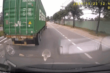 Xác minh xe đầu kéo container lạng qua lạng lại ở Bình Dương