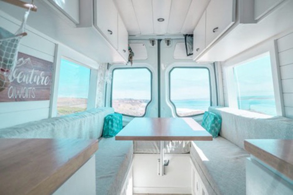 Du lịch theo phong cách “ngôi nhà trên bánh xe” - 3