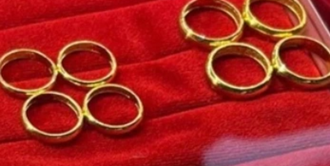 Tiệm vàng báo mất trộm 3 tỷ đồng - 1 Tiệm vàng báo mất trộm 3 tỷ đồng - 1