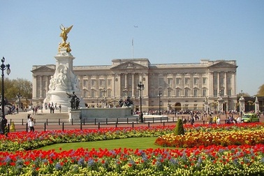 Tới thăm hoàng cung Vương quốc Anh