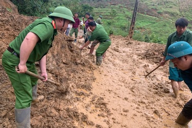 Cảnh báo rủi ro thiên tai cấp cao nhất do lũ quét, sạt lở đất tại 4 tỉnh