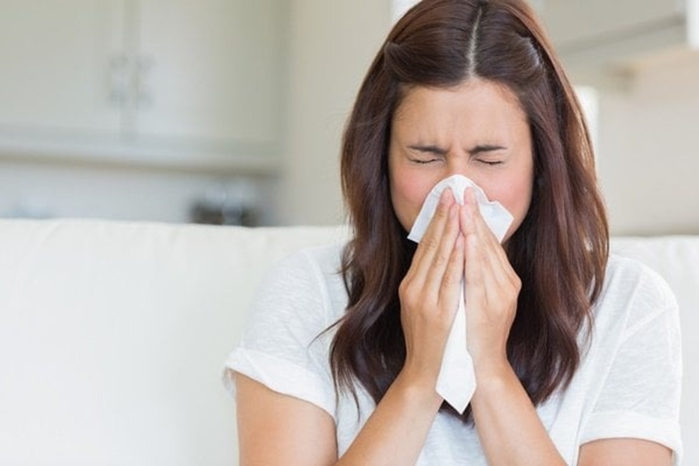 Tường chảy nước vì nồm ẩm: 3 loại bệnh dễ gặp, nguy hiểm nếu chữa sai cách - 1 Tường chảy nước vì nồm ẩm: 3 loại bệnh dễ gặp, nguy hiểm nếu chữa sai cách - 1