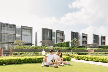 Giáng sinh yên bình tại HOLM