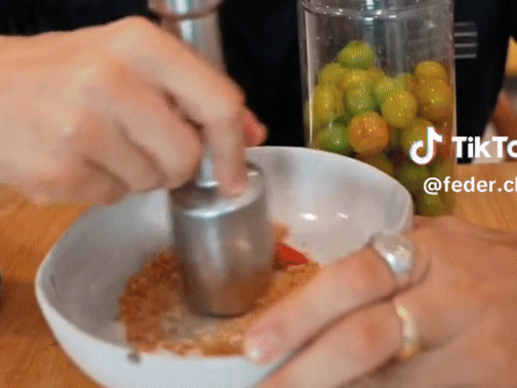 Khách Tây sống ở Việt Nam 7 năm tiết lộ cách làm món mận lắc siêu ngon - 2 Khách Tây sống ở Việt Nam 7 năm tiết lộ cách làm món mận lắc siêu ngon - 2