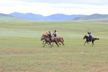 Đất nước của vó ngựa và thảo nguyên