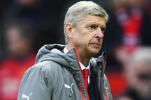 CLB Trung Quốc trả mức lương khổng lồ cho HLV Arsene Wenger