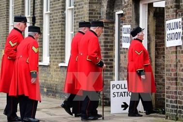 Anh-EU: "Cuộc hôn nhân không hạnh phúc" đứt gánh sau 43 năm
