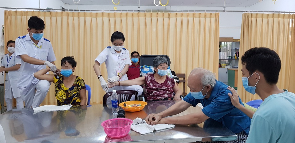 Phục hồi chức năng nâng cao chất lượng sống cho bệnh nhân ung thư - 2 Phục hồi chức năng nâng cao chất lượng sống cho bệnh nhân ung thư - 2
