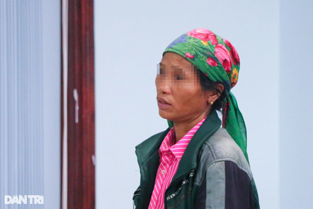 Lời khẩn cầu của người mẹ có con gái bán em ruột sang xứ người - 3 Lời khẩn cầu của người mẹ có con gái bán em ruột sang xứ người - 3