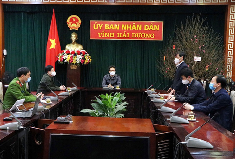 Phó Thủ tướng yêu cầu Hải Dương quyết đạt mục tiêu 10 ngày khống chế dịch - 1 Phó Thủ tướng yêu cầu Hải Dương quyết đạt mục tiêu 10 ngày khống chế dịch - 1